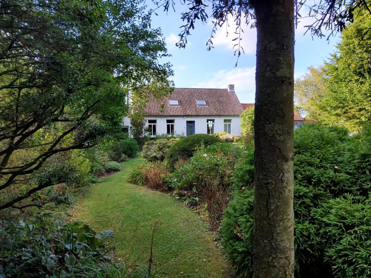 Les Jardins Bed & Breakfast Hoymille
